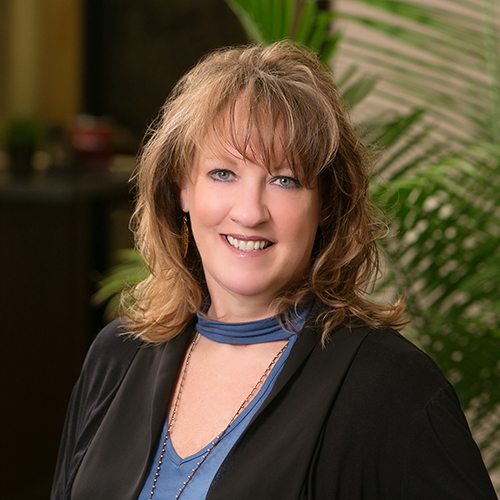 Suzi_mcneil Suzi McNeil